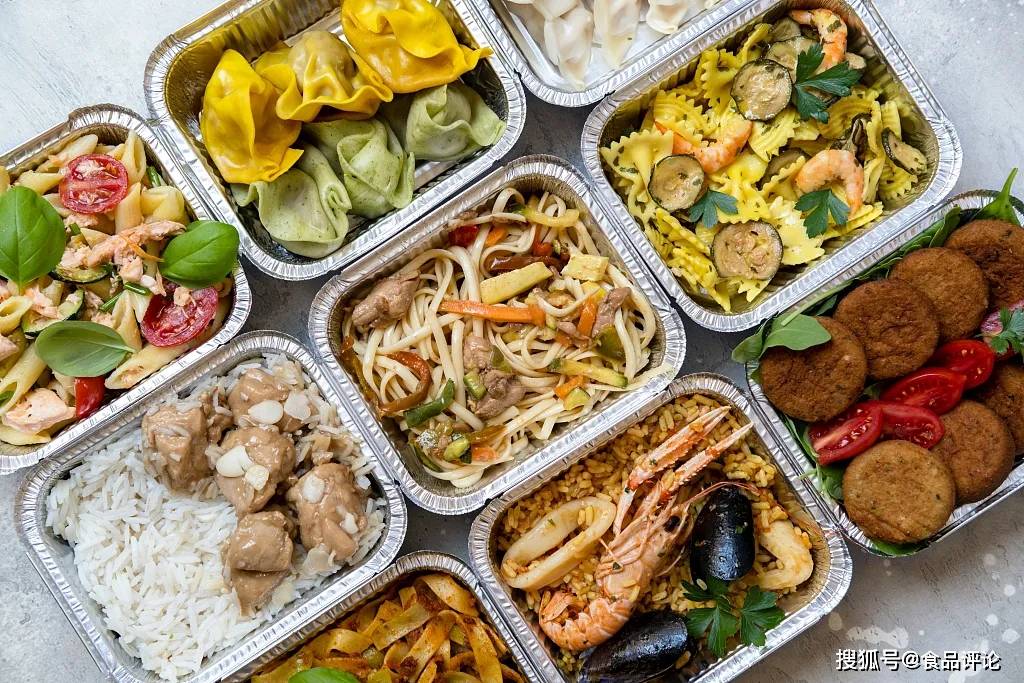 业：年度震撼热点事件全回顾pg麻将胡了2024食品行