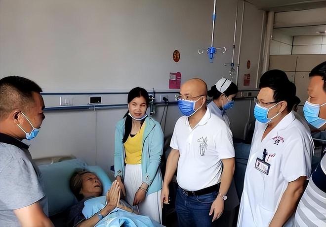 ：啃完三任丈夫啃94岁老母从未工作一天麻将胡了试玩19年湖南55岁巨婴熊丽(图8)