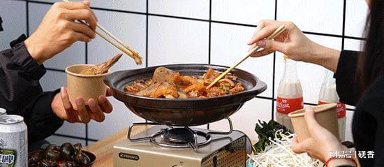 烊的宵夜店!生意怎么样?PG麻将胡了春节都不打(图2) 烊的宵夜店!生意怎么样?PG麻将胡了春节都不打(图2)