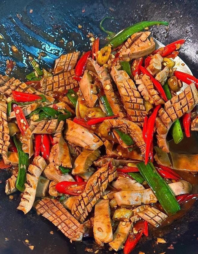 的四川！火爆腰花挑战你的辣度极限PG麻将胡了免费试玩模拟器舌尖上